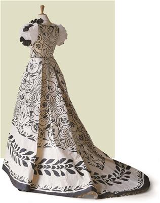 Isabelle de Borchgrave Paper Dress 3674 credit  Andreas von Einsiedel   Robe Worth